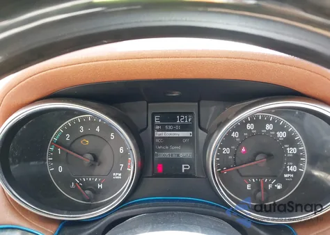 2011 Jeep Grand Cherokee Overland z USA, uszkodzony, nr VIN 1J4RS6GGXBC662767